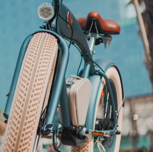 Rayvolt Beachin VINTAGE Electric Bicycle | Luxury city cruze | smart locker